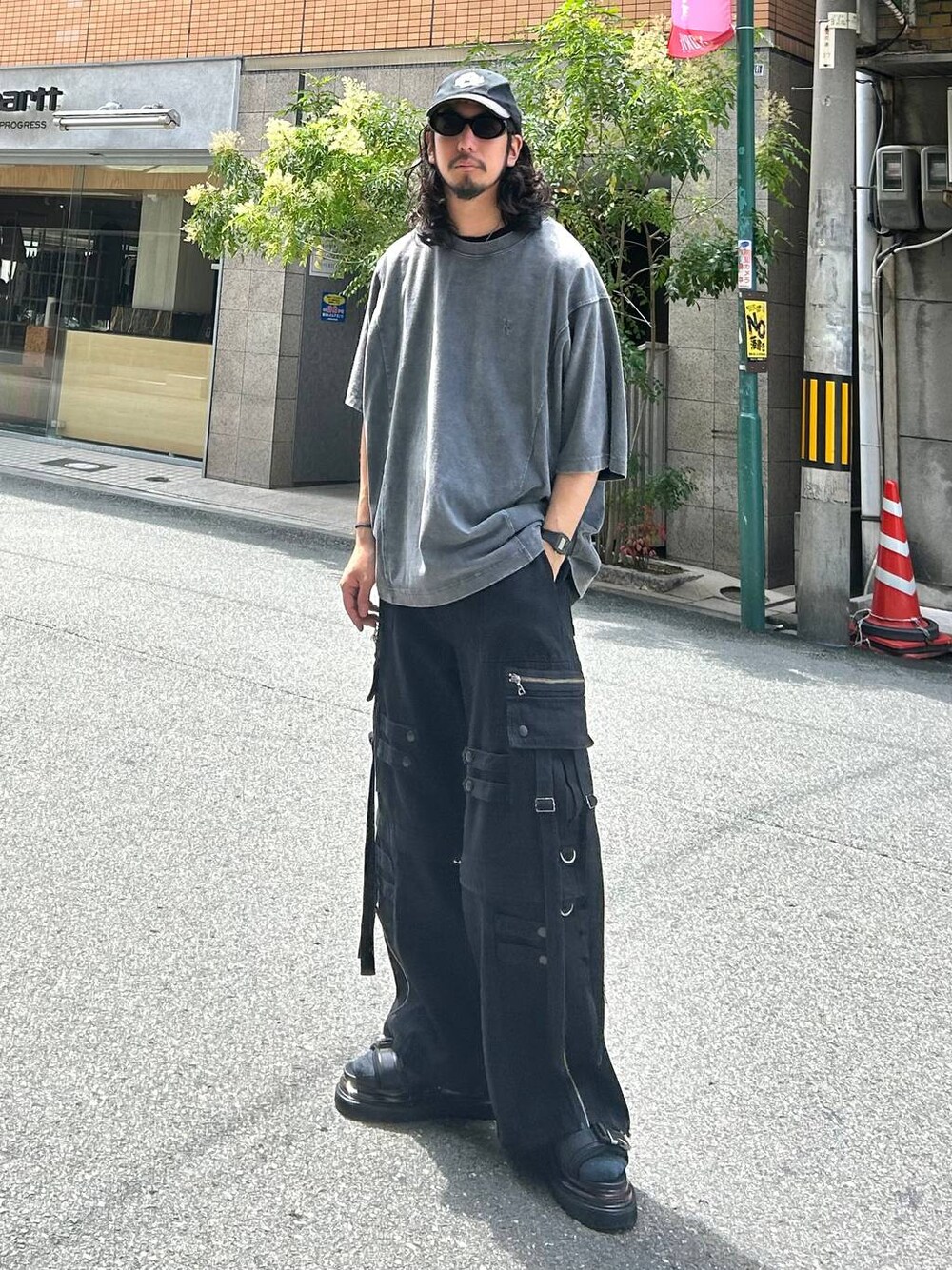 UNDERGROUND MODE】ヘヴィオンス2WAYカーゴパンツ(HARE)を使った人気