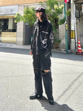「HARE（ハレ）の2WAY-ZIPカーゴパンツ(HARE)（カーゴパンツ）」を使った、Dさん（メンズ・176cm）の夏コーディネート