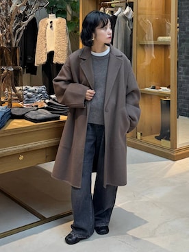 「アイテム（チェスターコート）」を使った、伊藤美咲さん（レディース・146cm）の秋コーディネート