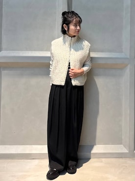 「アイテム（ベスト）」を使った、伊藤美咲さん（レディース・146cm）の冬コーディネート