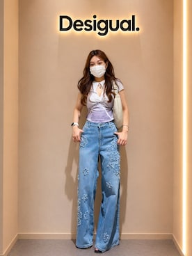 「Desigual（デシグアル）のギャザーディテール半袖Tシャツ ミニ ベビーT（T Shirts、パープル系）」を使った、Desigual りんくう STAFFさん（レディース・168cm）の夏コーディネート