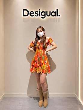 「Desigual（デシグアル）の25SMMW10/7026 S（ワンピース/ドレス、オレンジ系）」を使った、Desigual りんくう STAFFさん（レディース・168cm）の春コーディネート