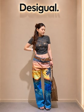 「Desigual（デシグアル）のアイテム」を使った、Desigual りんくう STAFFさん（レディース・168cm）の夏コーディネート