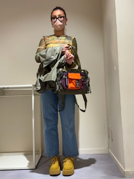 「アイテム（ポンチョ）」を使った、Desigual りんくう STAFFさん（レディース・165cm）の冬コーディネート