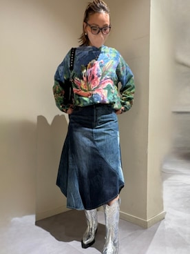 「アイテム（デニムスカート）」を使った、Desigual りんくう STAFFさん（レディース・165cm）の冬コーディネート