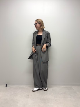 「アイテム（テーラードジャケット）」を使った、和さん（レディース・161cm）の夏コーディネート
