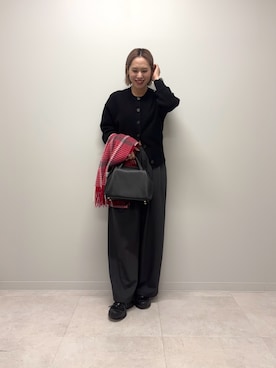 「アイテム（ストール/ショール）」を使った、和さん（レディース・161cm）の秋コーディネート