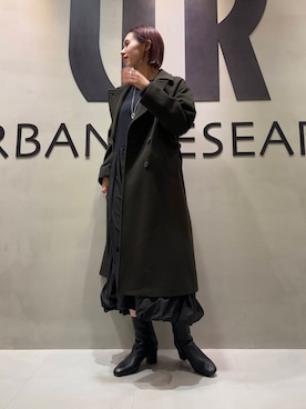 「アイテム（チェスターコート）」を使った、和さん（レディース・161cm）の秋コーディネート
