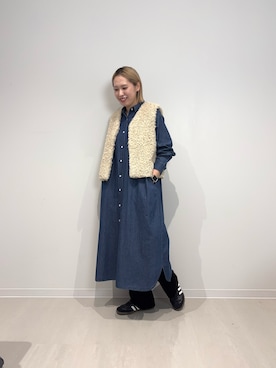 「アイテム（その他アウター、ホワイト系）」を使った、和さん（レディース・161cm）の秋コーディネート