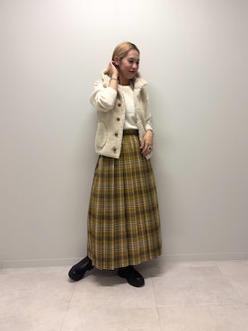 「URBAN RESEARCH（アーバンリサーチ）のアイテム（ニット/セーター）」を使った、和さん（レディース・161cm）の秋コーディネート