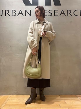 「アイテム（ステンカラーコート）」を使った、和さん（レディース・161cm）の秋コーディネート