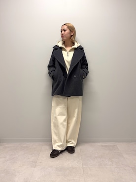 「アイテム（ピーコート）」を使った、和さん（レディース・161cm）の秋コーディネート