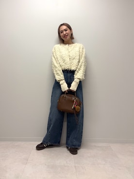 「アイテム（ボストンバッグ）」を使った、和さん（レディース・161cm）の秋コーディネート
