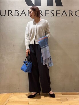 「URBAN RESEARCH ROSSO WOMEN（アーバンリサーチ　ロッソ）のアイテム（ストール/ショール）」を使った、和さん（レディース・161cm）の秋コーディネート