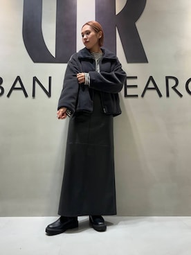 「レザースカート」｜「アイテム（その他アウター）」を使った、和さん（レディース・161cm）の秋コーディネート