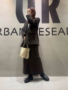 「アイテム（その他アウター、ブラウン系）」を使った、和さん（レディース・161cm）の秋コーディネート