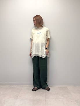 「URBAN RESEARCH DOORS（アーバンリサーチドアーズ）のリネンイージーパンツ（その他パンツ、グリーン系）」を使った、和さん（レディース・161cm）の春コーディネート