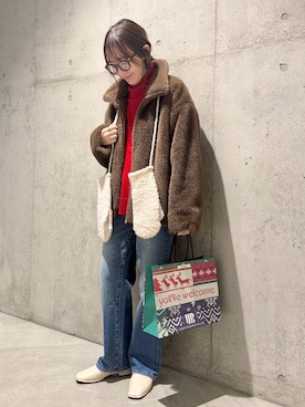 「アイテム（スリッポン）」を使った、香織さん（レディース・154cm）の冬コーディネート