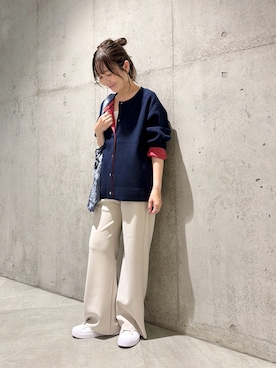 「URBAN RESEARCH Sonny Label（アーバンリサーチサニーレーベル）のアイテム（パンツ）」を使った、香織さん（レディース・154cm）の秋コーディネート