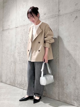 「アイテム（トレンチコート）」を使った、香織さん（レディース・154cm）の秋コーディネート