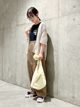「URBAN RESEARCH Sonny Label（アーバンリサーチサニーレーベル）のアイテム（サングラス）」を使った、香織さん（レディース・154cm）の春コーディネート