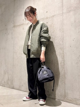 「アイテム（その他雑貨）」を使った、香織さん（レディース・154cm）の冬コーディネート