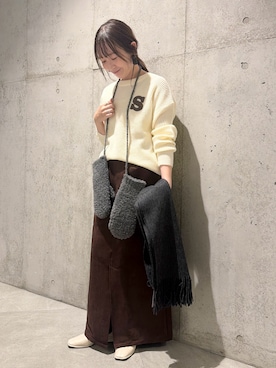 「アイテム（手袋）」を使った、香織さん（レディース・154cm）の冬コーディネート