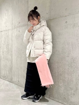 「アイテム（ストール/ショール）」を使った、香織さん（レディース・154cm）の秋コーディネート
