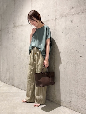 「URBAN RESEARCH Sonny Label（アーバンリサーチサニーレーベル）のアイテム（パンツ）」を使った、香織さん（レディース・154cm）の夏コーディネート