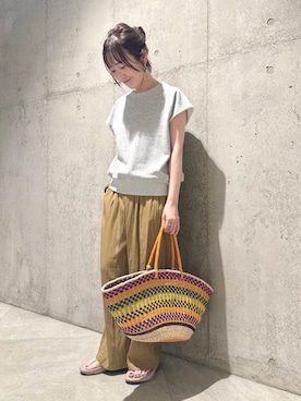 「URBAN RESEARCH DOORS（アーバンリサーチドアーズ）の『UVカット/接触冷感/吸水速乾』ドライタッチリラックスパンツ（その他パンツ）」を使った、香織さん（レディース・154cm）の夏コーディネート
