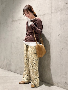 「URBAN RESEARCH Sonny Label（アーバンリサーチサニーレーベル）のアイテム（ショルダーバッグ）」を使った、香織さん（レディース・154cm）の秋コーディネート