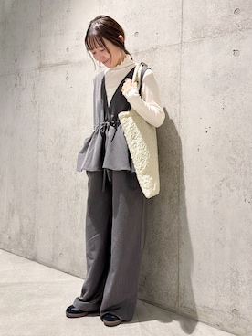 「アイテム（つなぎ/オールインワン）」を使った、香織さん（レディース・154cm）の秋コーディネート