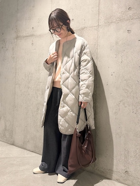 「アイテム（スリッポン）」を使った、香織さん（レディース・154cm）の冬コーディネート