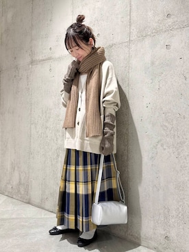 「アイテム（手袋）」を使った、香織さん（レディース・154cm）の秋コーディネート