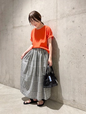 「URBAN RESEARCH Sonny Label（アーバンリサーチサニーレーベル）のアイテム（スカート）」を使った、香織さん（レディース・154cm）の夏コーディネート