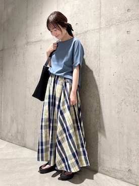 「アイテム（ヘアアクセサリー）」を使った、香織さん（レディース・154cm）の夏コーディネート