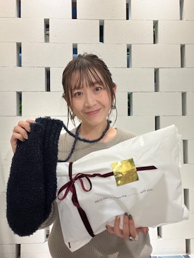 「アイテム（手袋）」を使った、香織さん（レディース・154cm）の冬コーディネート