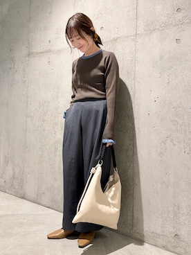 「アイテム（パンプス）」を使った、香織さん（レディース・154cm）の秋コーディネート