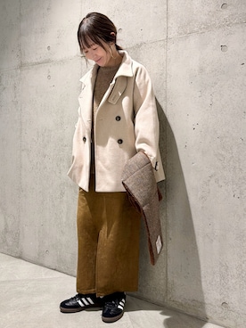 「アイテム（テーラードジャケット）」を使った、香織さん（レディース・154cm）の冬コーディネート