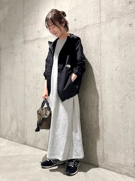 「アイテム（テーラードジャケット）」を使った、香織さん（レディース・154cm）の秋コーディネート