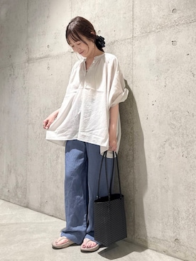 「アイテム（ヘアゴム）」を使った、香織さん（レディース・154cm）の夏コーディネート
