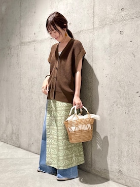 「ママコーデ」｜「アイテム（財布/小物）」を使った、香織さん（レディース・154cm）の夏コーディネート