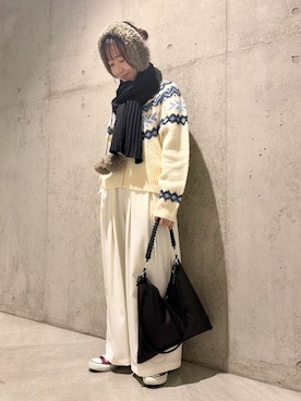 「アイテム（イヤーマフ）」を使った、香織さん（レディース・154cm）の冬コーディネート