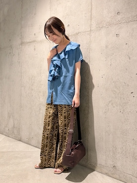 「URBAN RESEARCH Sonny Label（アーバンリサーチサニーレーベル）のアイテム（パンツ）」を使った、香織さん（レディース・154cm）の夏コーディネート