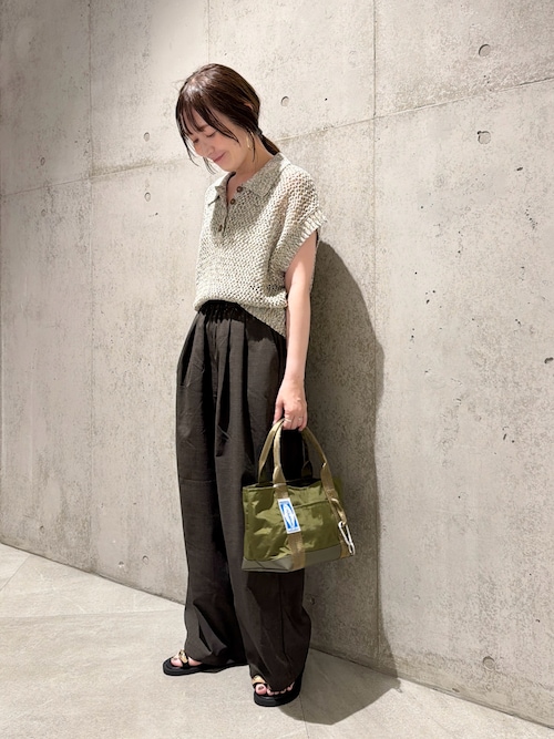 URBAN RESEARCH Sonny Labelのトップスを使ったコーディネート