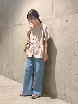 「URBAN RESEARCH Sonny Label（アーバンリサーチサニーレーベル）のアイテム（パンツ）」を使った、香織さん（レディース・154cm）の夏コーディネート