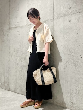 「アイテム（かごバッグ）」を使った、香織さん（レディース・154cm）の夏コーディネート