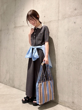 「URBAN RESEARCH Sonny Label（アーバンリサーチサニーレーベル）のカットポロワンピース（ワンピース、グレー系）」を使った、香織さん（レディース・154cm）の春コーディネート