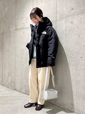 「アイテム（ニット/セーター、シルバー系）」を使った、香織さん（レディース・154cm）の秋コーディネート