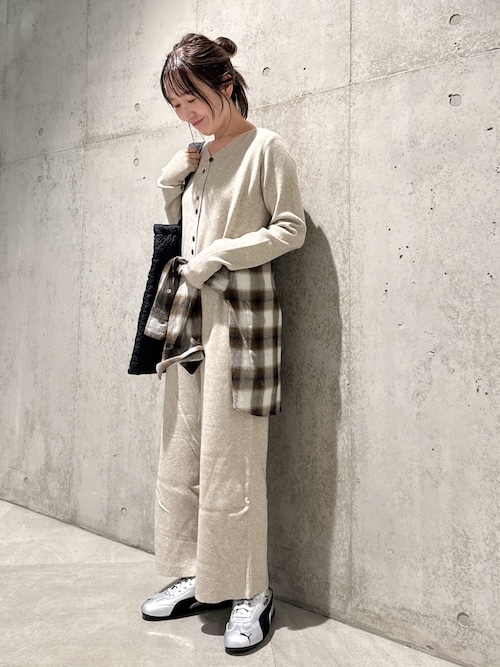 新品タグ付◆ URBAN RESEARCH コットンリネン刺繍オールインワン JUGLANS（ユグランス） オールインワン 「CHIGNON」VEGANレザー